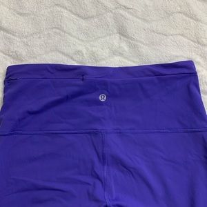 Lululemon Vibrant Purple Mesh Insert Crops 8